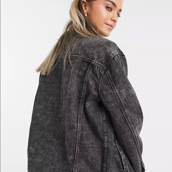 Black Washed Oversized Trucker Jacket - Picture 2 of 6